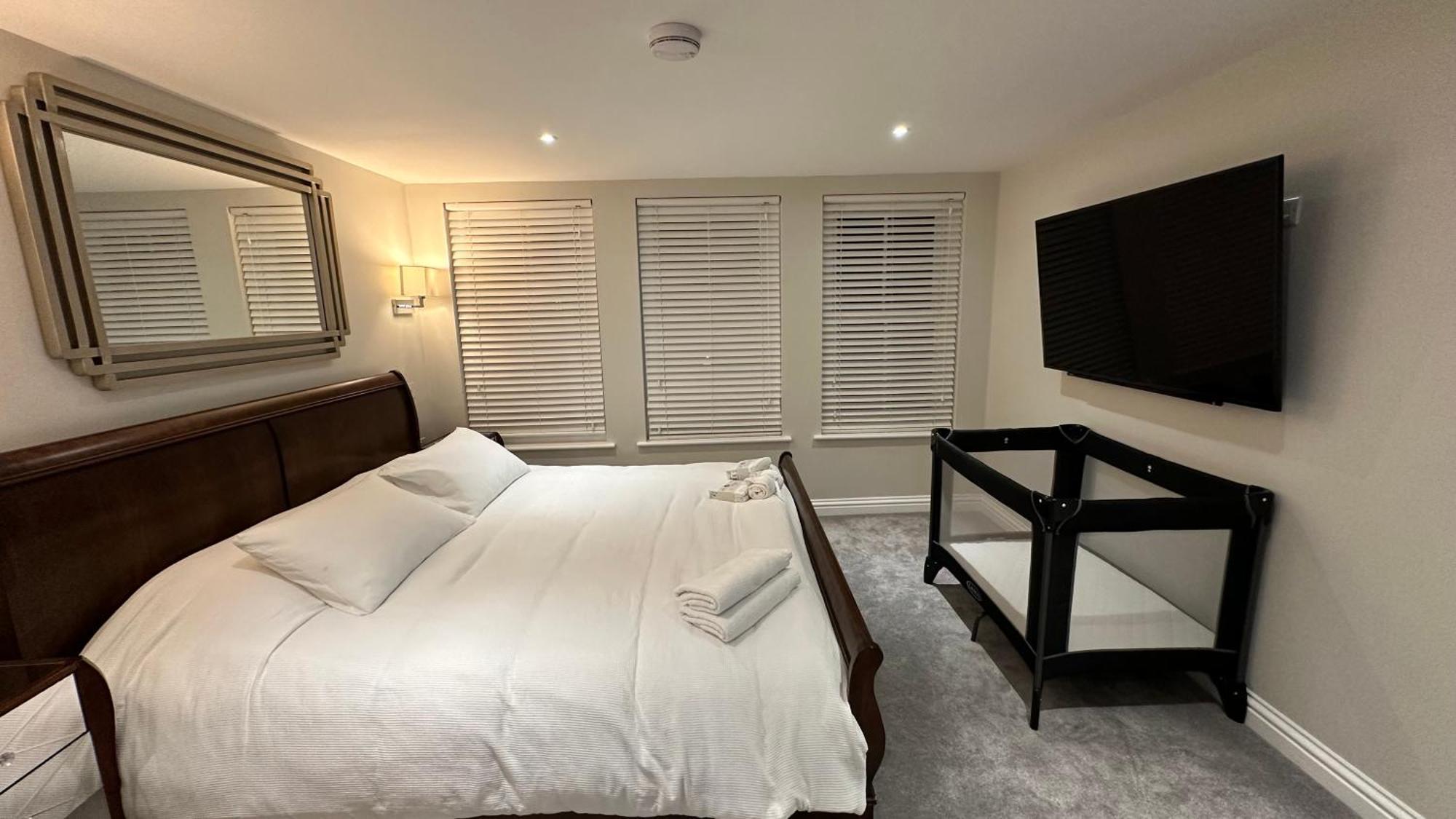 Harper Luxe Serviced Apartments Dunstable Exterior foto
