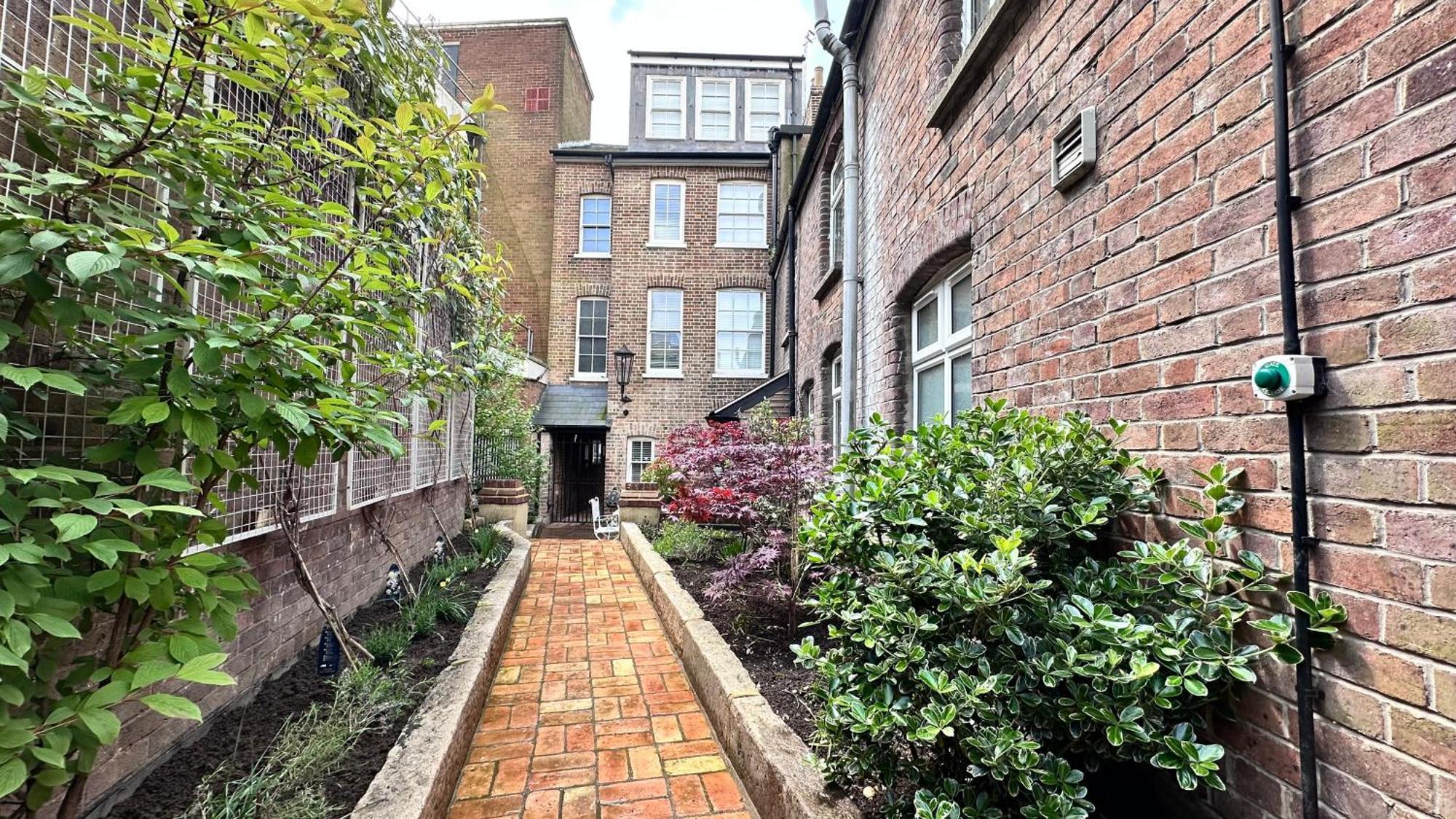 Harper Luxe Serviced Apartments Dunstable Exterior foto